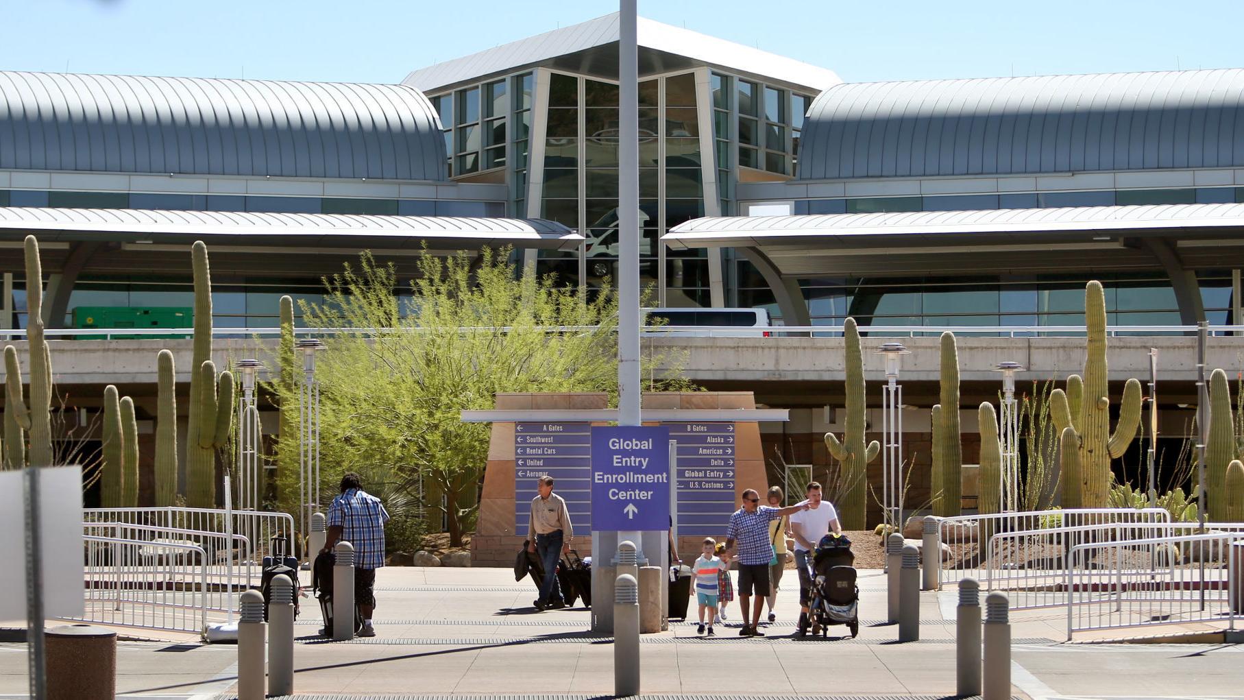 Luring companies to Tucson airport sites is goal of new partnership